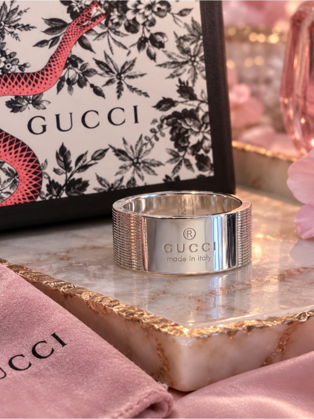 Gucci Silver Logo Band Ring
